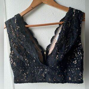 Crop top with matching short pants. Black and Cream. Small both parts